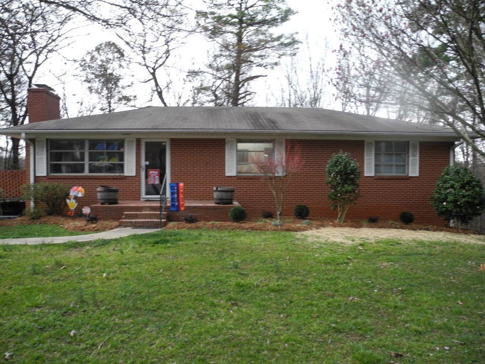 Circle Sewing Studios of North Carolina - Homestead Business Directory