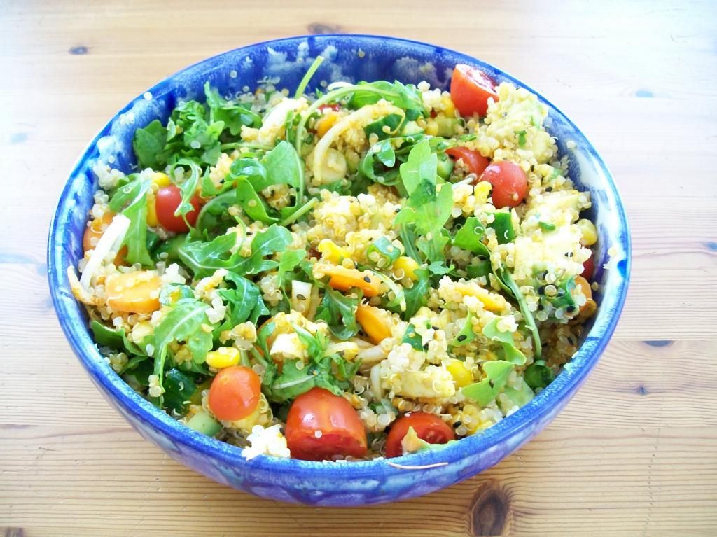rezept vegan quinoa-gemüse-salat