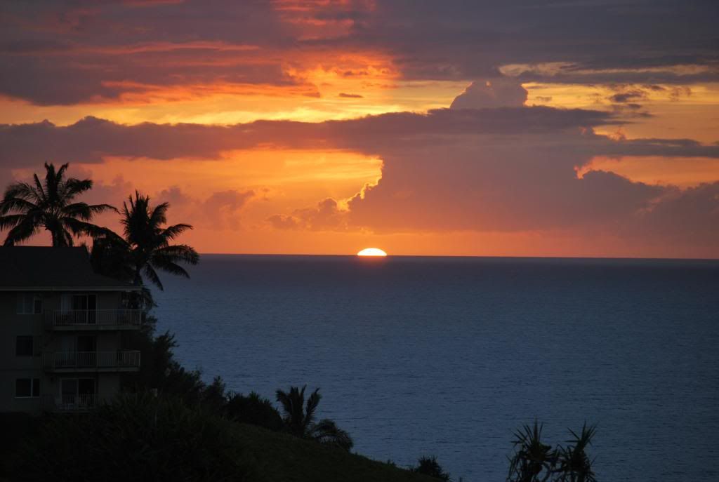 Kauai2011-Nikon-lighthouse-coffee-sunsets413_zps606465fd.jpg