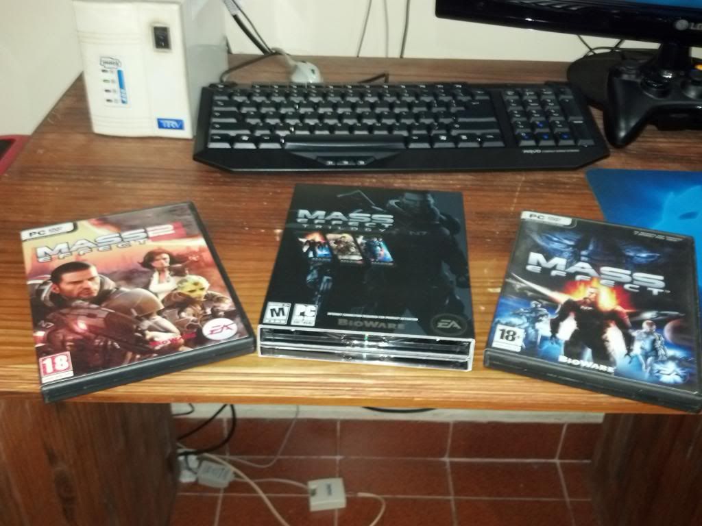 Unboxing Mass Effect Trilogy PC Unboxing Mass Effect Trilogy PC
