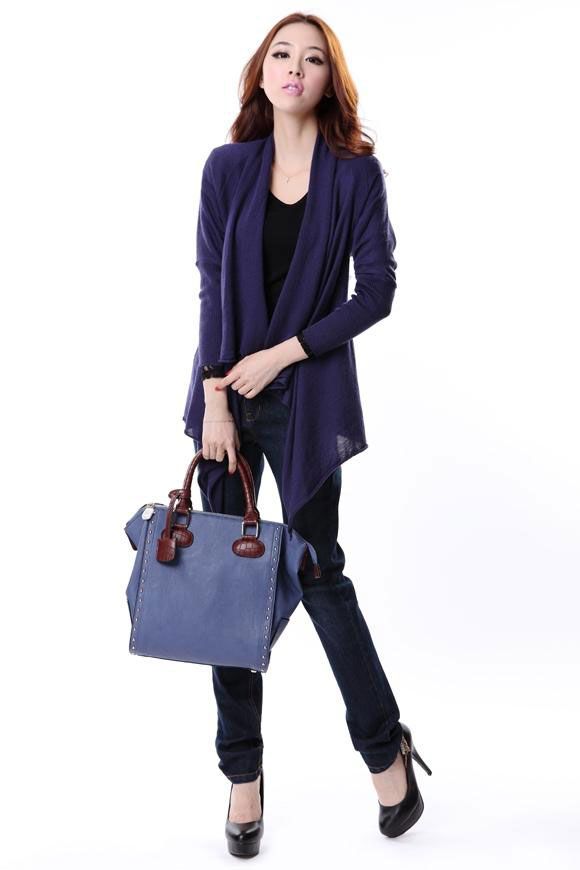 Cách chọn túi xách phù hợp với trang phục hang xach tay cach chon tui xach phu hop voi trang phuc 5 Cách chọn túi xách phù hợp với trang phục chị em
