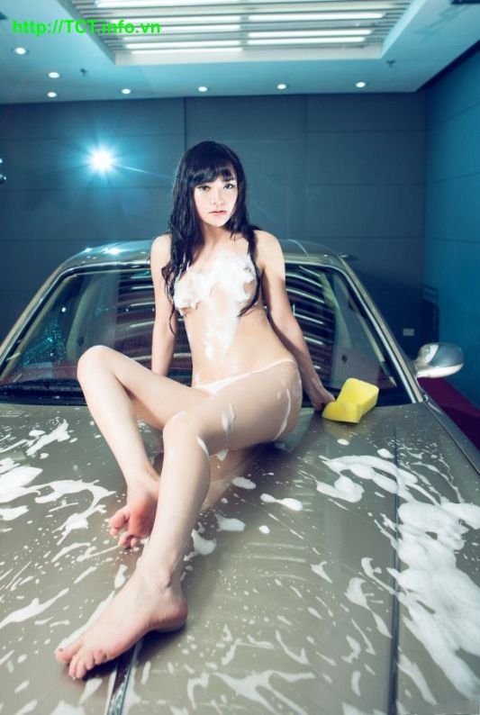 Xem ảnh Nữ hoàng nội y Han Zi Xuan trần như nhộng bên xế hộp xem anh nu hoang noi y han zi xuan tran nhu nhong ben xe hop 4 Xem ảnh Nữ hoàng nội y Han Zi Xuan trần như nhộng bên xế hộp