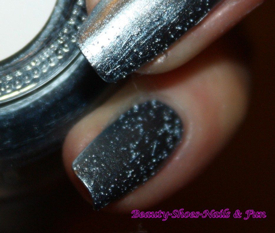 photo crinkledchrome5_zpsb4aa8502.jpg