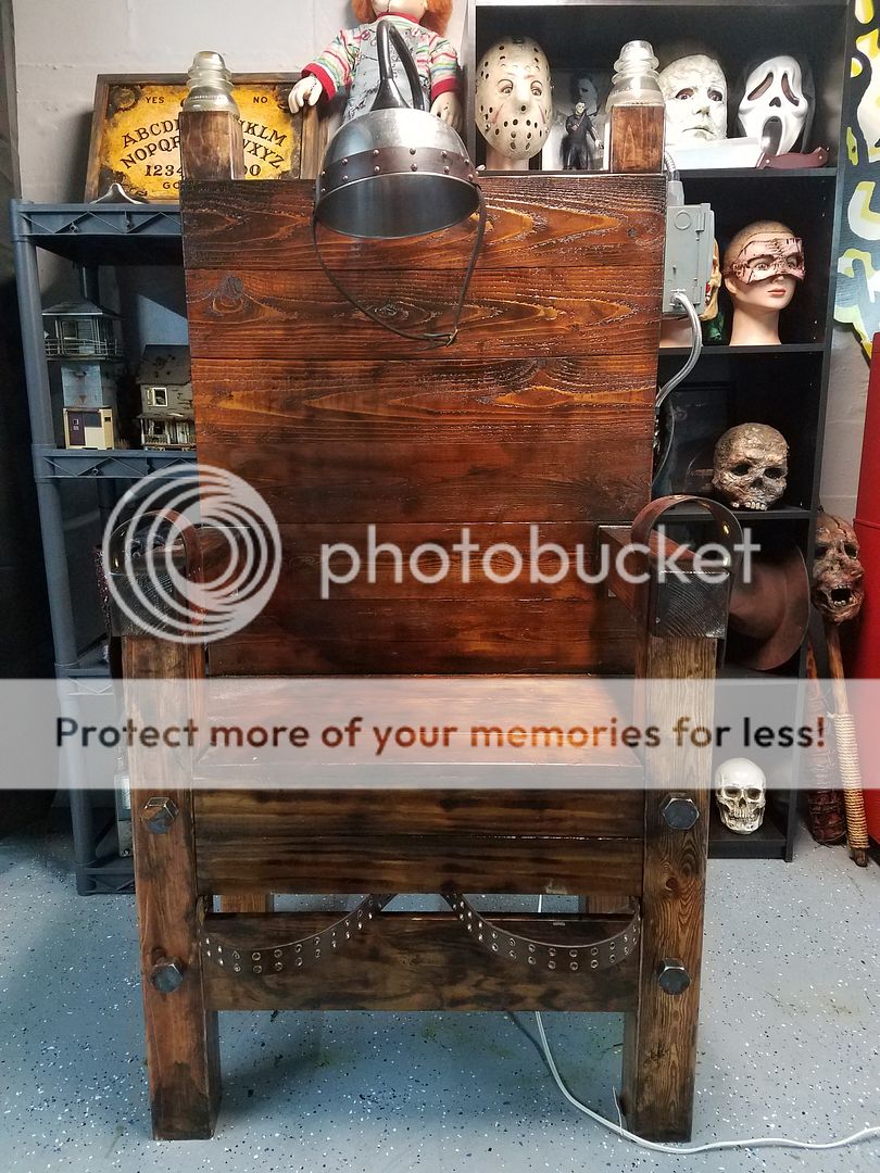 Electric Chair prop/photo op Halloween Forum